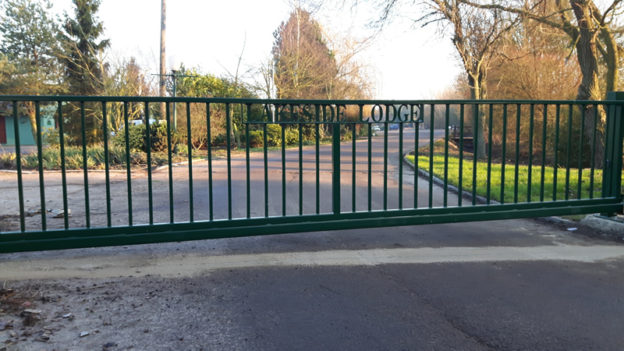 Sliding gate installed at Lakeside Lodge Pidley