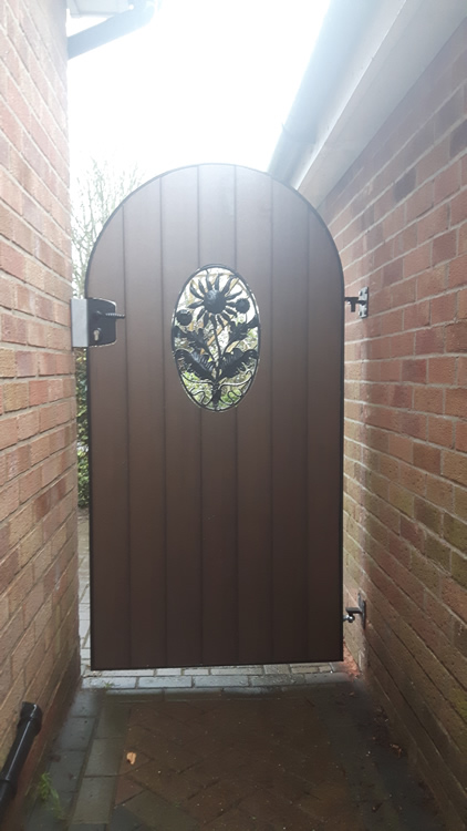 Single gate installed in Little Stuckeley