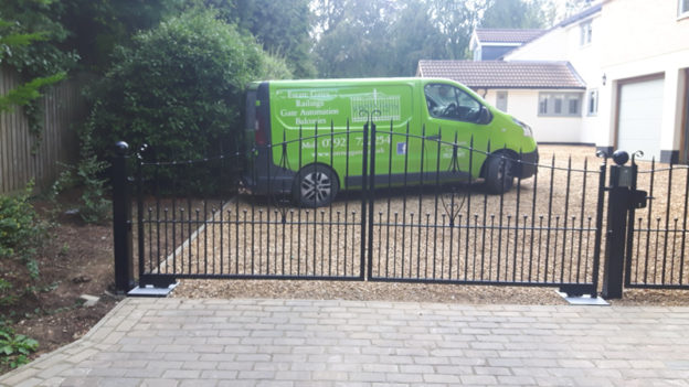 Double gates installed in Hemingford